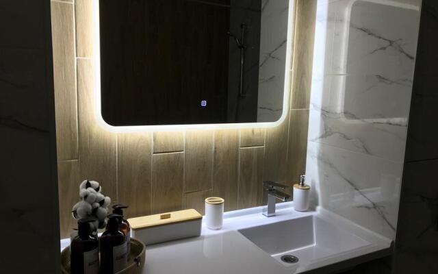 Апартаменты на улице Александра Митинского 6