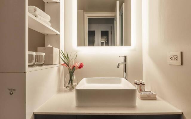 Hotel Renew