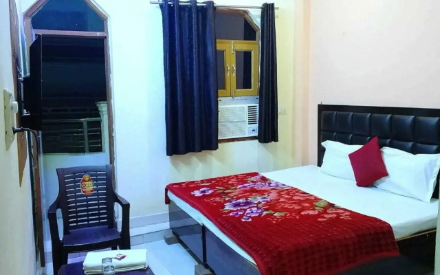 Oyo 807606 Hotal Ar Palace