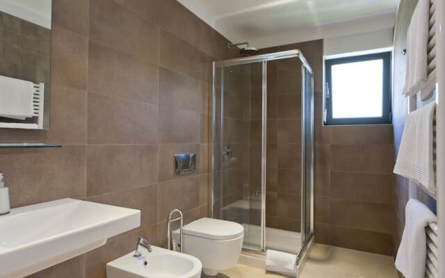Luxurious Villa Novigrad With Swimming Pool