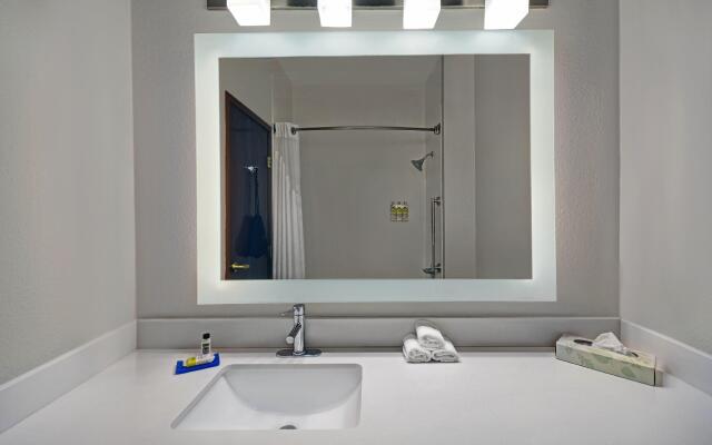 Holiday Inn Express Marshall by IHG