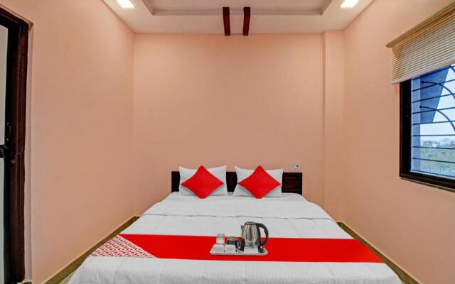 OYO Raj Hotel