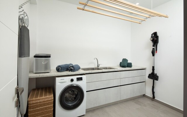 Driftwood Luxury Suite