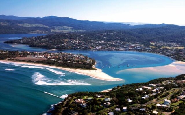 'Gracelands' Unit Six