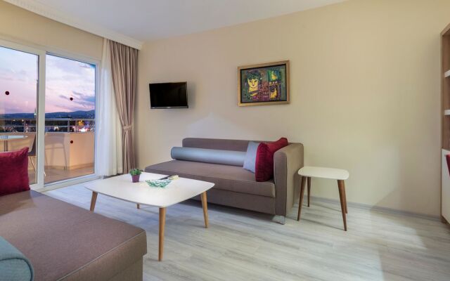 Royal Garden Beach Hotel - All Inclusive