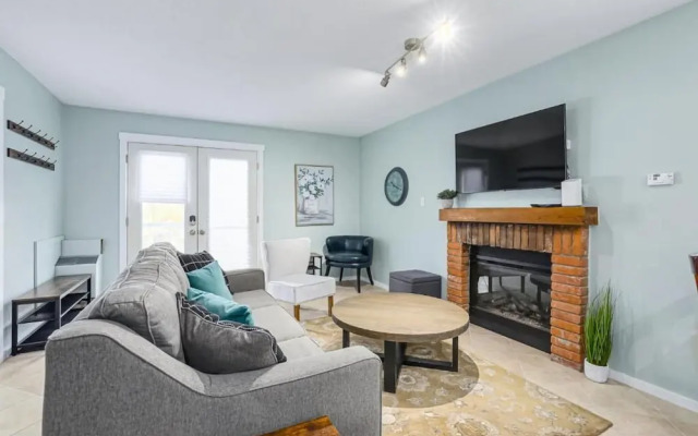The Alpine - Central Collingwood Condo