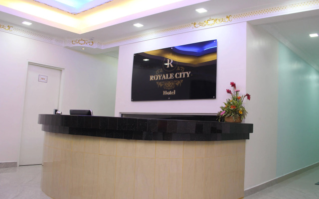 Royale City Hotel