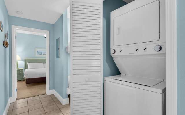 Laketown Wharf 806