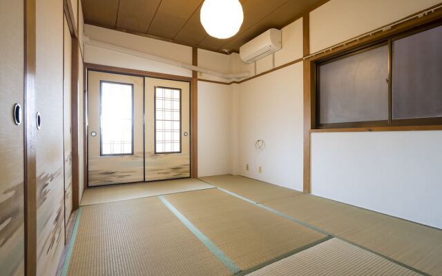 Sano-San-Chi Yu