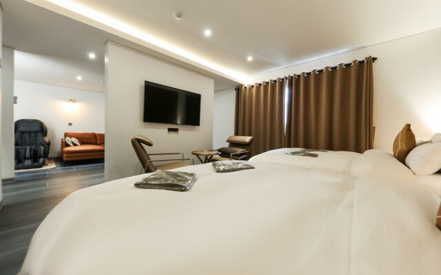 Cheongju Maryjane Hotel