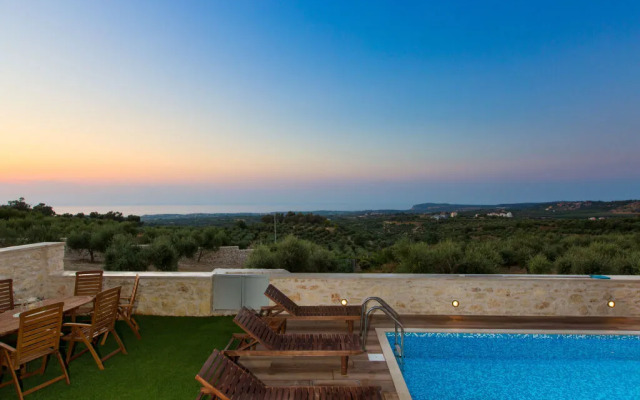 Peaceful Relaxation At Roupes Villa Near Rethymno