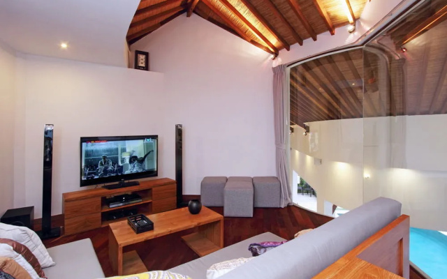 Abadi Villas – Guest Rooms – Kerobokan Kelod