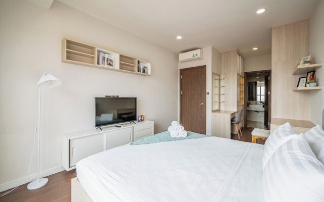 Vera Apartments - Saigon Royal Residence