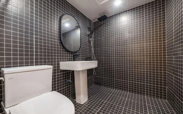 Hotel Seven Step Bupyeong