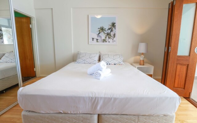 Manly Stay LUX Apartments