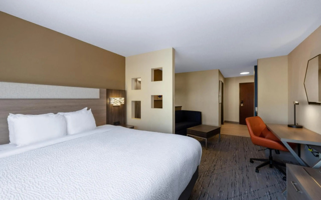 Holiday Inn Express Rochester South - Mayo Area by IHG