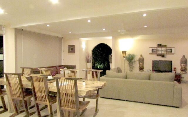 Aisha Family Villa