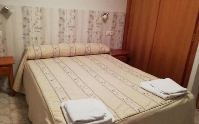 Hostal Residencia Taray