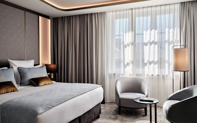 The Crown Krakow Center - Handwritten Collection ACCOR