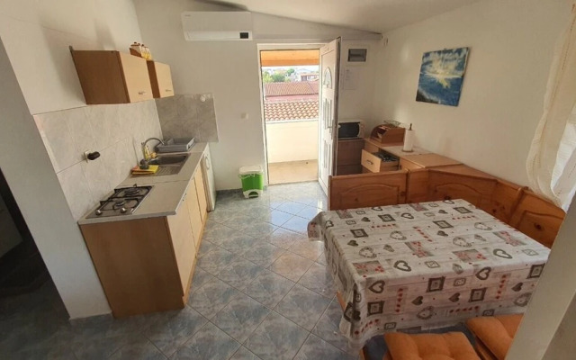 Gavro - 20 m From the sea - A2