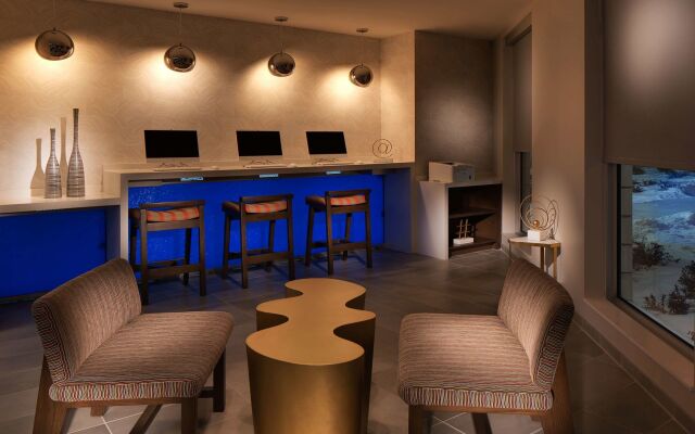 GLō Best Western Kanata Ottawa West