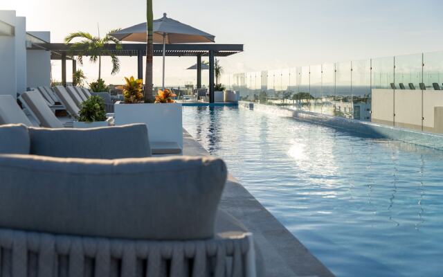 Nuevo y equipado a pasos de la playa