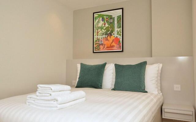 Cromwell Serviced Apartment by Concept Apartments