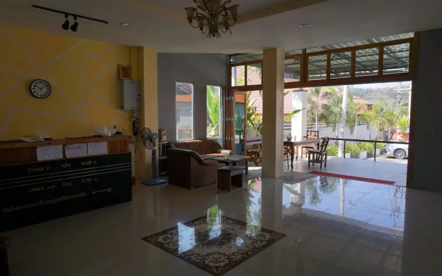 Eing Pu Chiangkhan Hotel