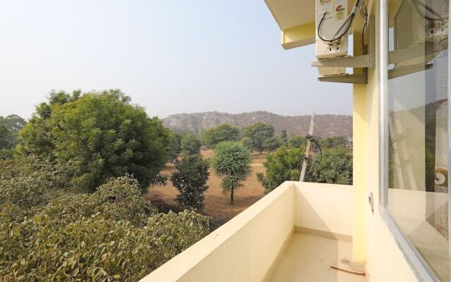 OYO 9973 Hotel Green Valley