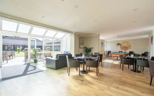 Marine Court Ground-floor Accessible Double