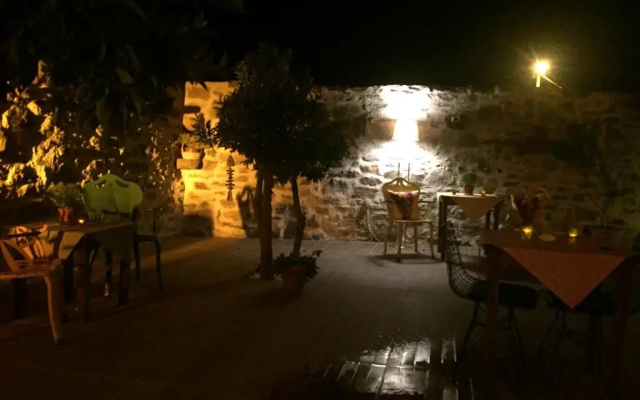 Hayat Alti Otel