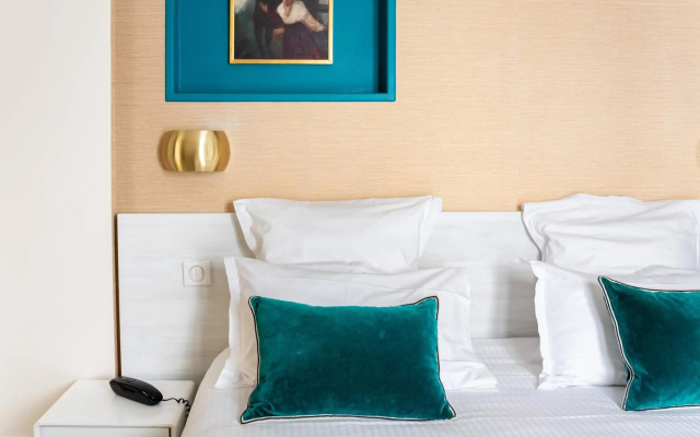 Queens Boutique Hotel
