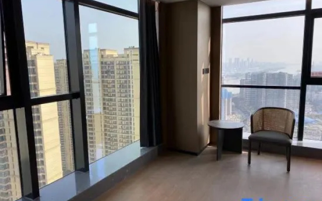 Sheyue Hotel (Binjiang Financial Center Liugouyu Subway Station)