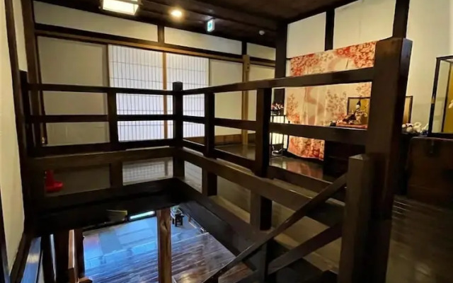 Yadoya Shiroganeya