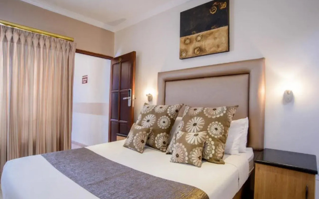 The Cycad Lodge & Chalets