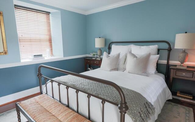 The Red Fox Inn & Tavern