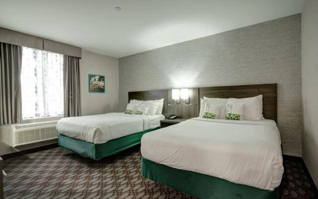 LeTap Hotel near AirTrain JFK Airport