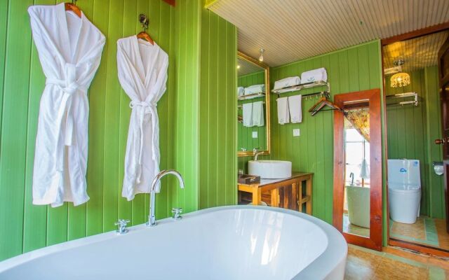 Lugu Lake In Love Inn Hostel