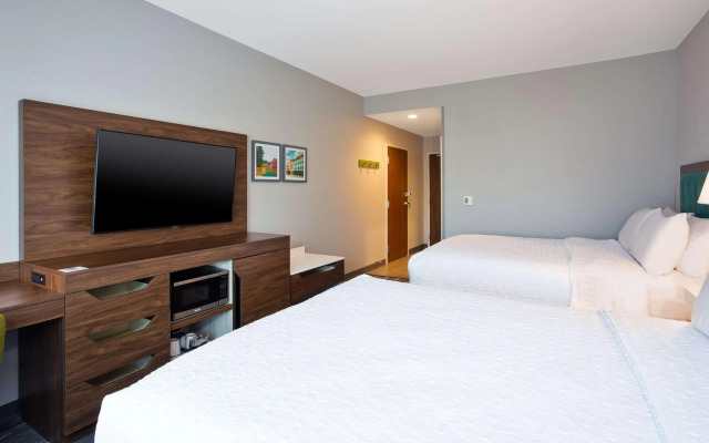 Hampton Inn By Hilton Paris