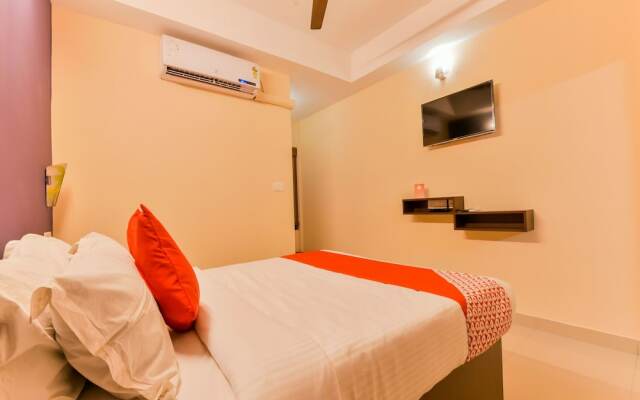 OYO 12179 Hotel Raiban