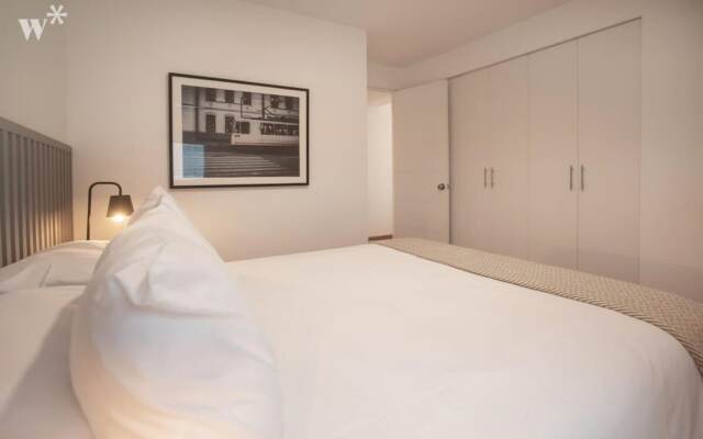 w Sleek 2BR in Miraflores