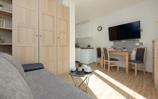 Sunny Sky Studio Dziwnow by Renters