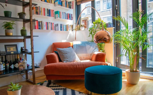 Charismatic 2 Bedroom Duplex in Shoreditch