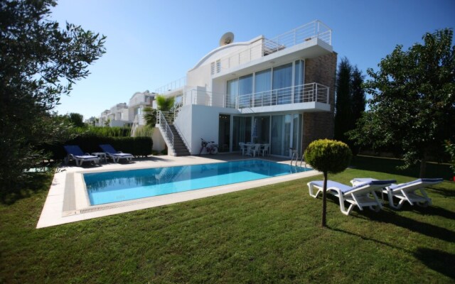 Feronia Villas