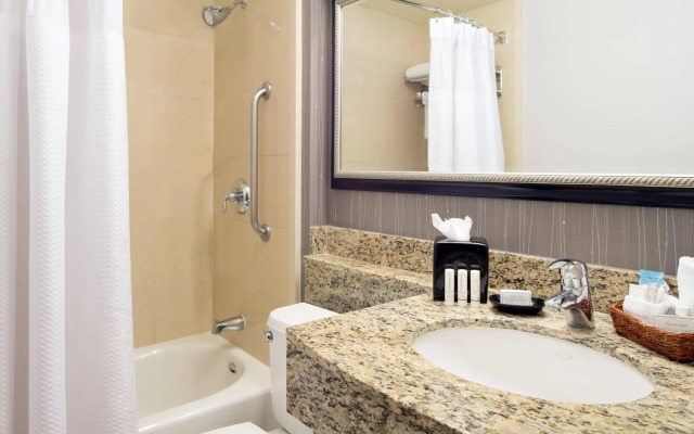 Courtyard by Marriott Sacramento Cal Expo