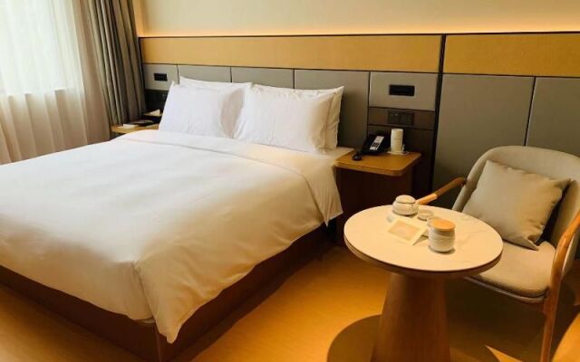 Ji Hotel Shanghai Meilong Wanhui International Plaza