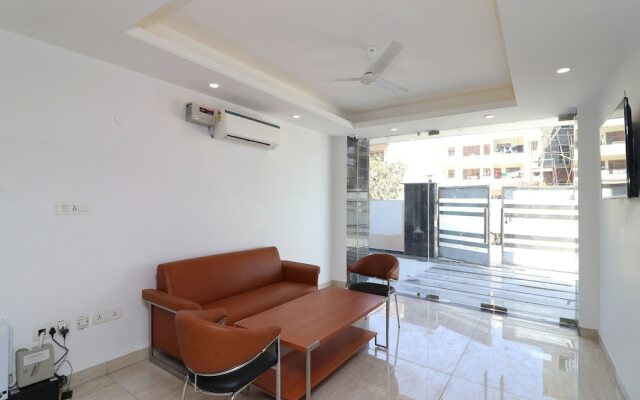 Capital O 12074 Vikrant's Residency