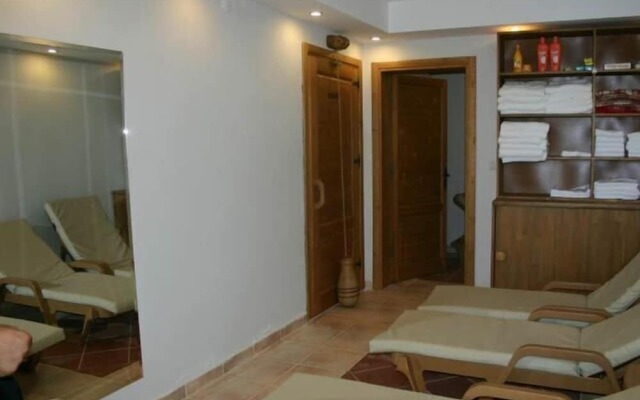 Side Elis Hotel
