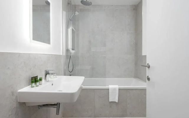 Hoxton By Capital