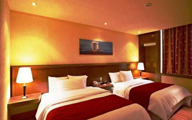 Ramada Via Veneto Mexico City South